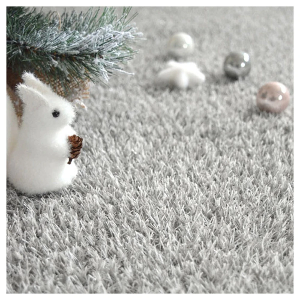 Gazon Synthétique Happy Party - Couleur Gris Clair - Classé Feu - 20mm - 2m X 10m 1 Gazon Synthétique Happy Party - Couleur Gris Clair - Classé Feu - 20mm - 2m X 10m